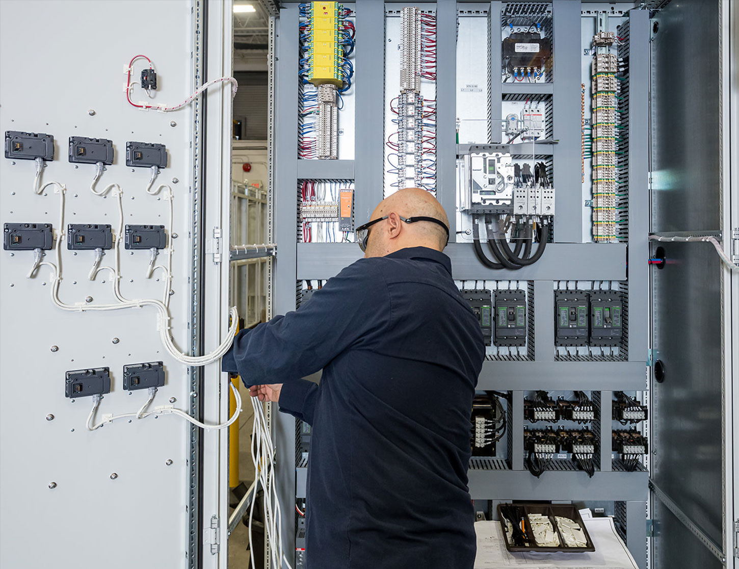 medium-voltage-solutions-technician medium voltage solutions technician